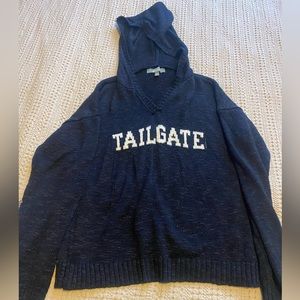 Hooded pullover “Tailgate”